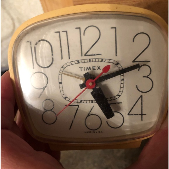 COPY - Vintage Timex Analog Plug in Electric Alarm Clock Works Perfect Some Min… - Picture 5 of 8